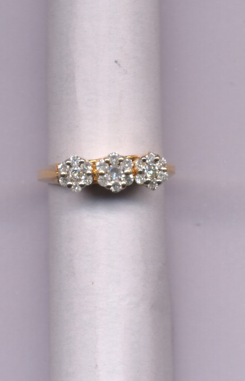 Beautiful 18Kt Gold  Natural Diamond Ring